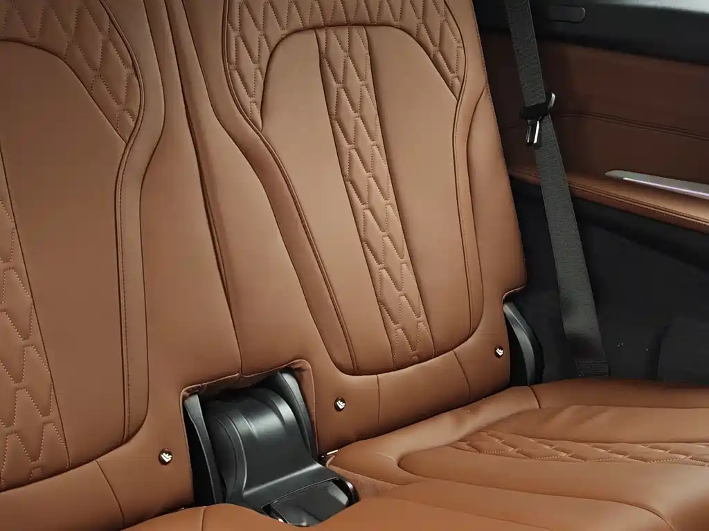 BMW X7 2025 — фото 8