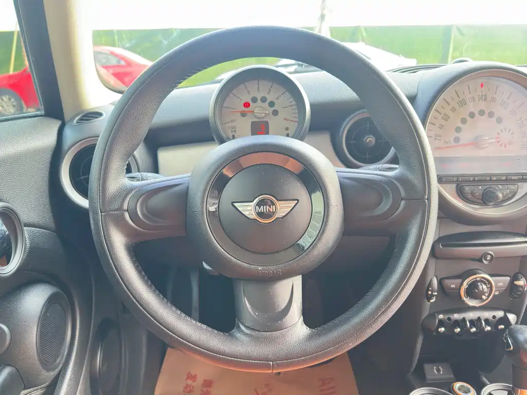 MINI Clubman 2014 — фото 16
