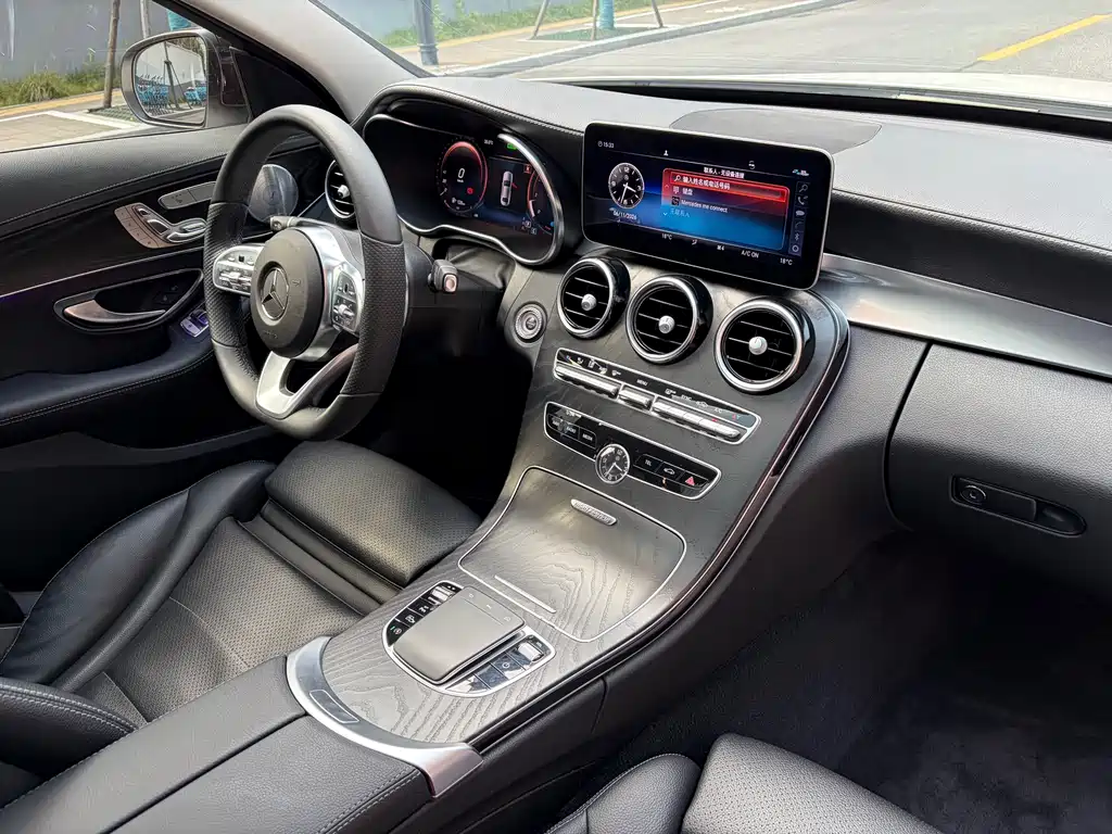 Mercedes-Benz C-Class 2020 — фото 14