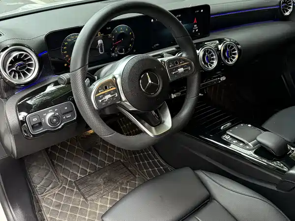 Mercedes-Benz A-Class 2022