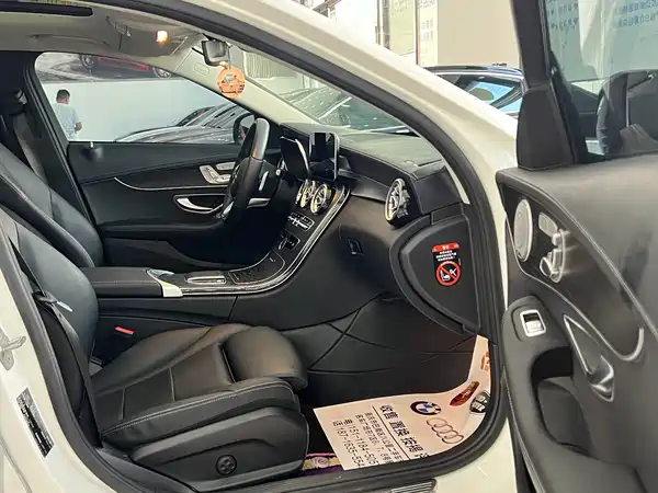 Mercedes-Benz C-Class 2021