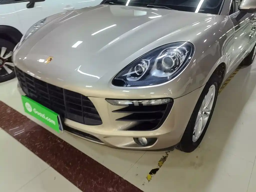 Porsche Macan 2016 — фото 24