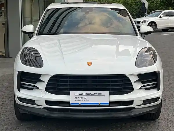 Porsche Macan 2020