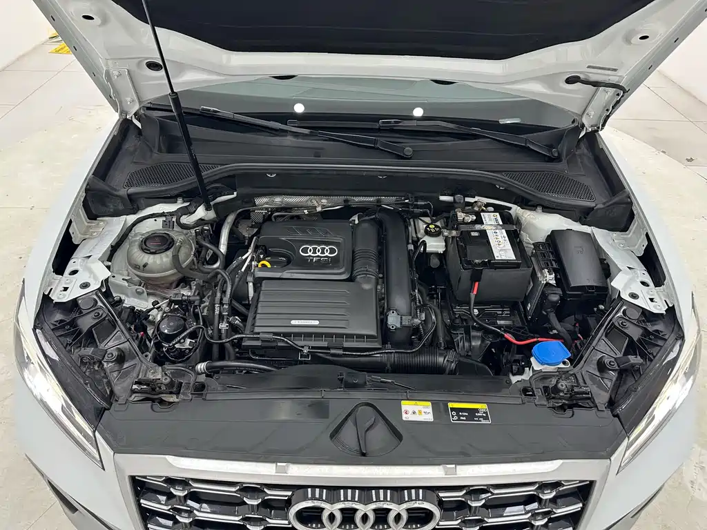 Audi Q2L 2022 — фото 16