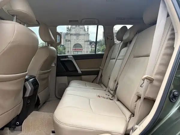 Toyota Prado 2012