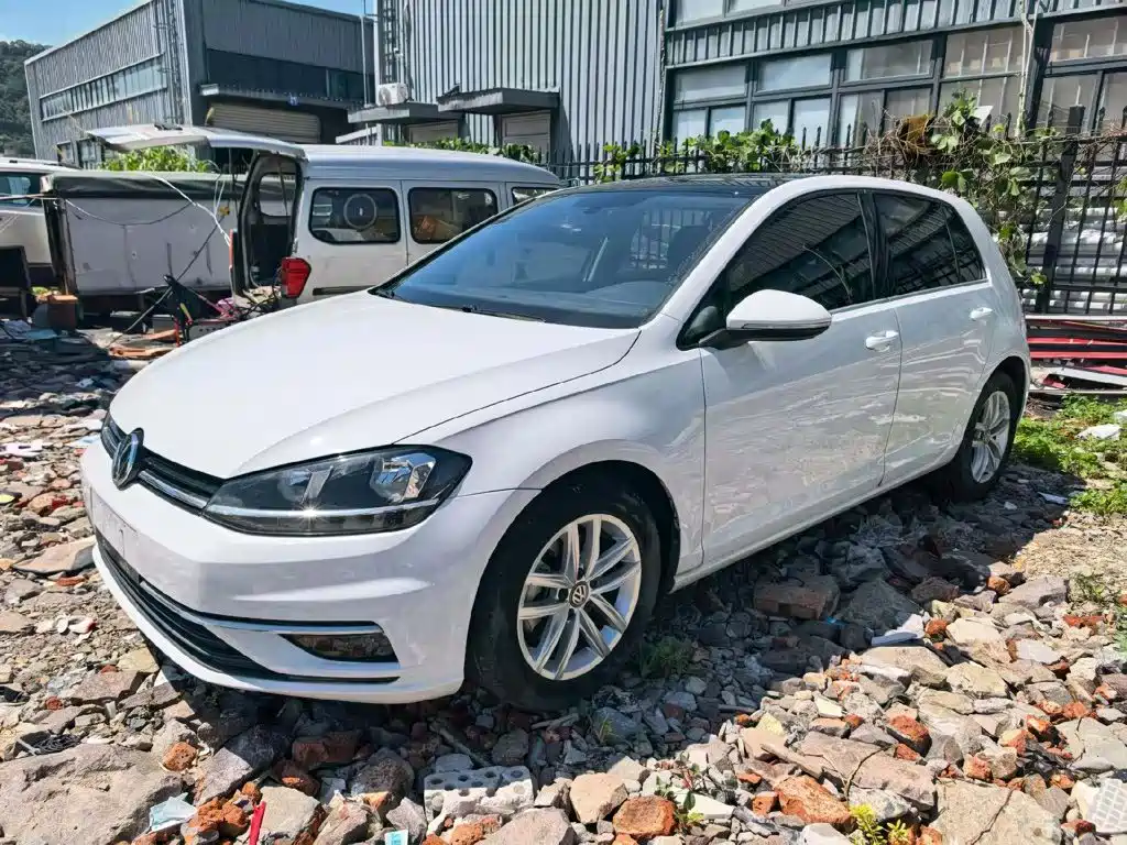 Volkswagen Golf 2020