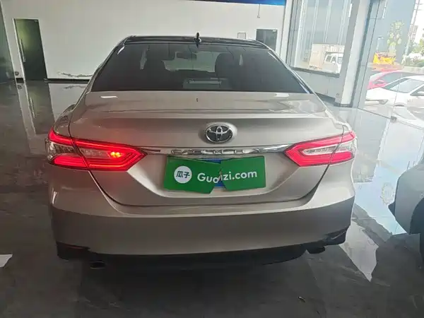 Toyota Camry 2021