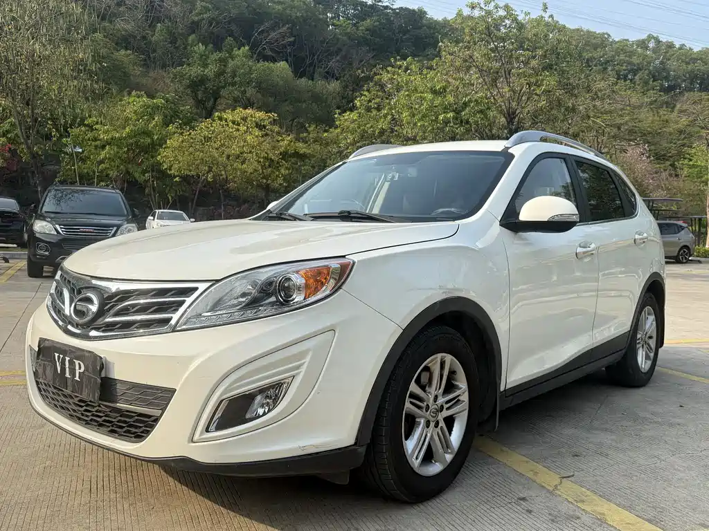 GAC Motor Trumpchi GS5 2014