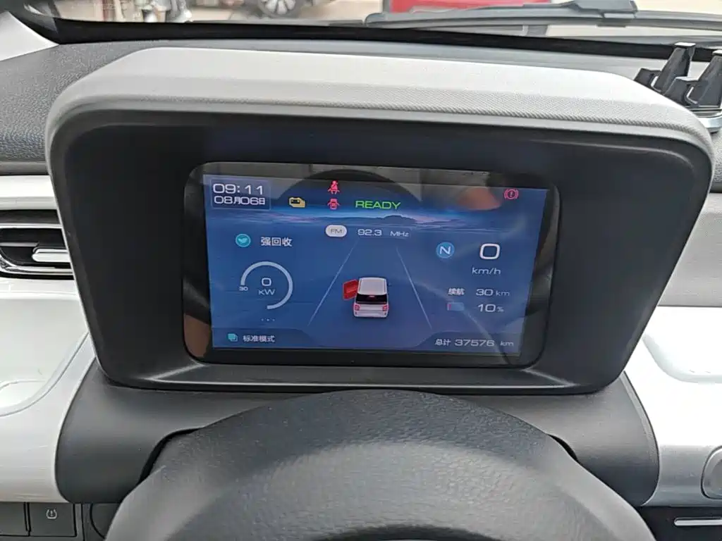 Wuling Air ev Clear Sky 2024 — фото 12