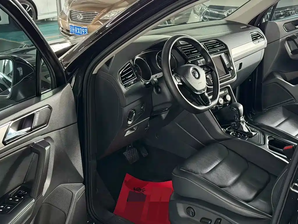 Volkswagen Tiguan L 2017