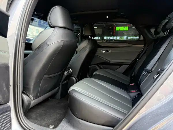 BYD Qin L 2025