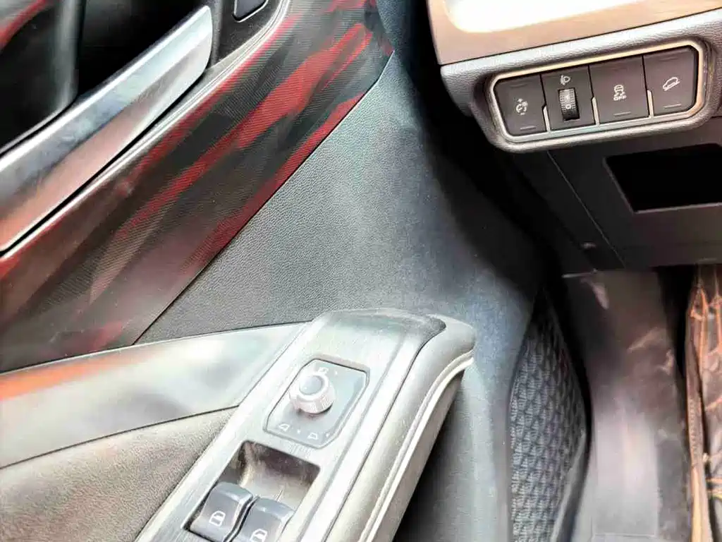 Haval H6 2023 — фото 16