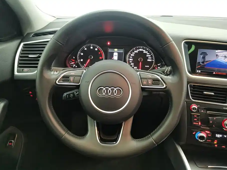 Audi Q5 2017 — фото 15
