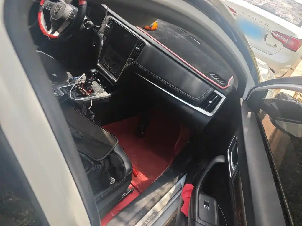Roewe i6 Classic 2022 — фото 18