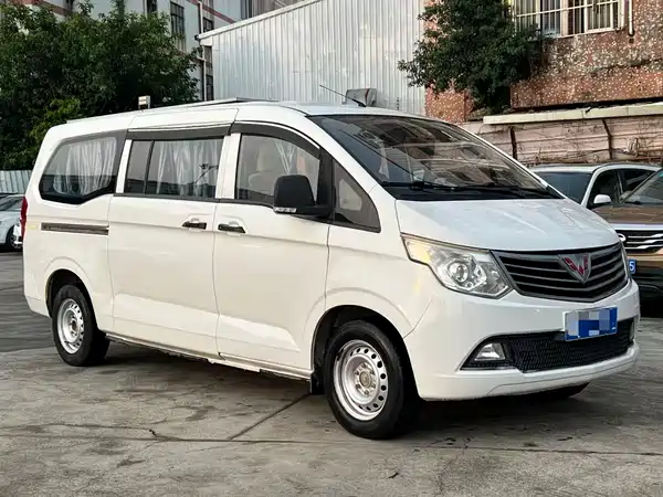 Wuling Journey Classic 2015