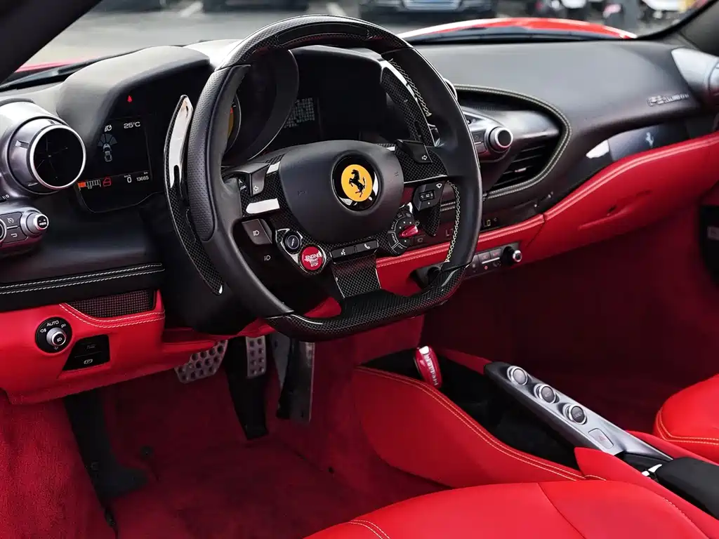 Ferrari F8 2022 — фото 14