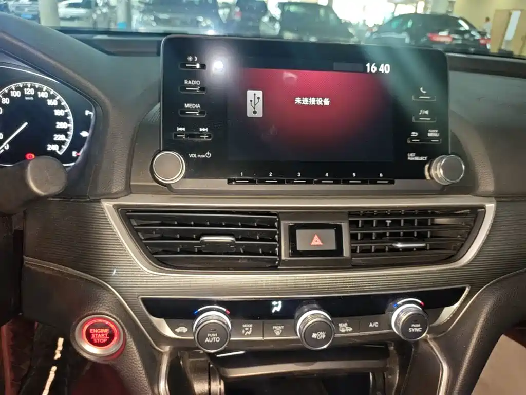 Honda Accord 2021 — фото 13