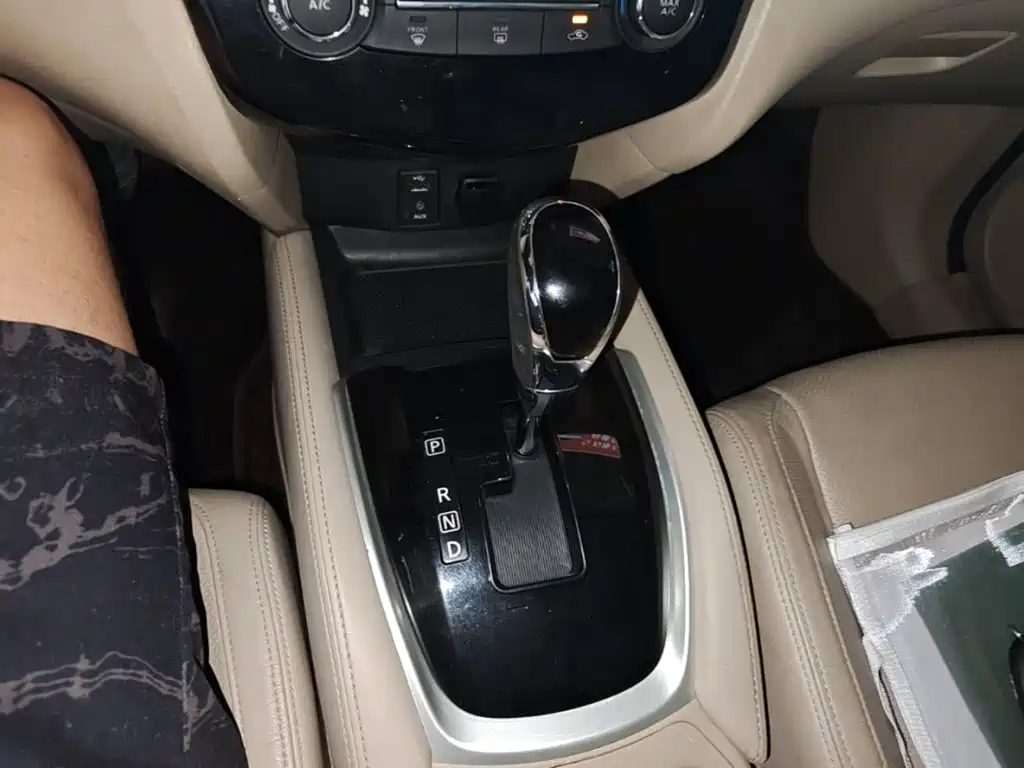 Nissan X-Trail 2018 — фото 14