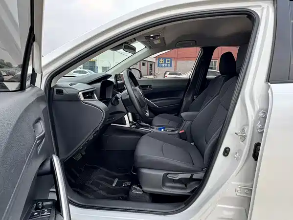 Toyota Corolla Cross 2025
