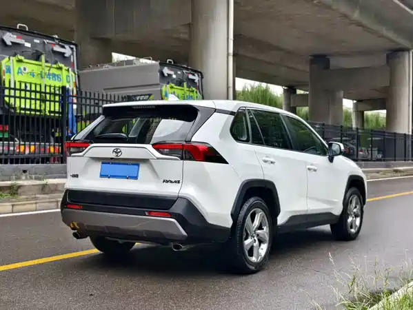 Toyota RAV4 2023