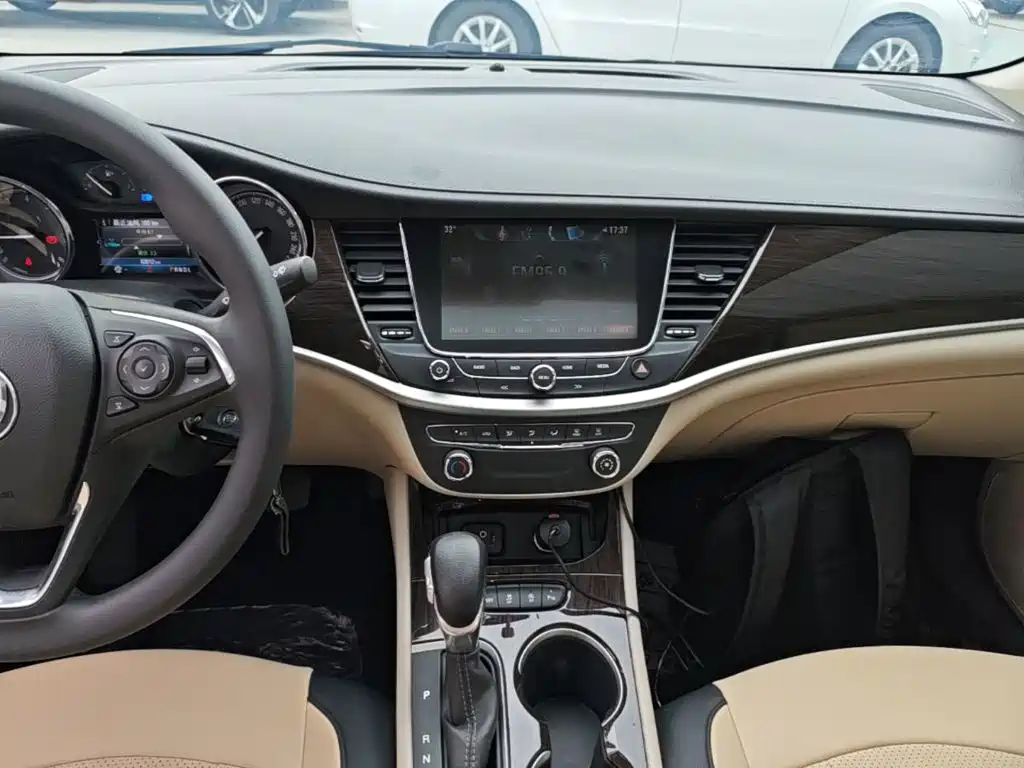 Buick Verano 2018 — фото 13