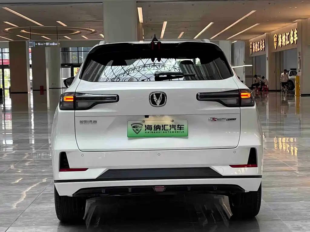 Changan CS55 PLUS PHEV 2026 — фото 5