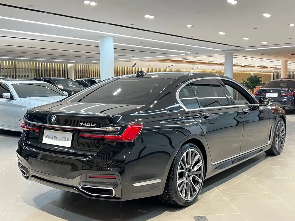 BMW 7 Series 2020 — фото 20