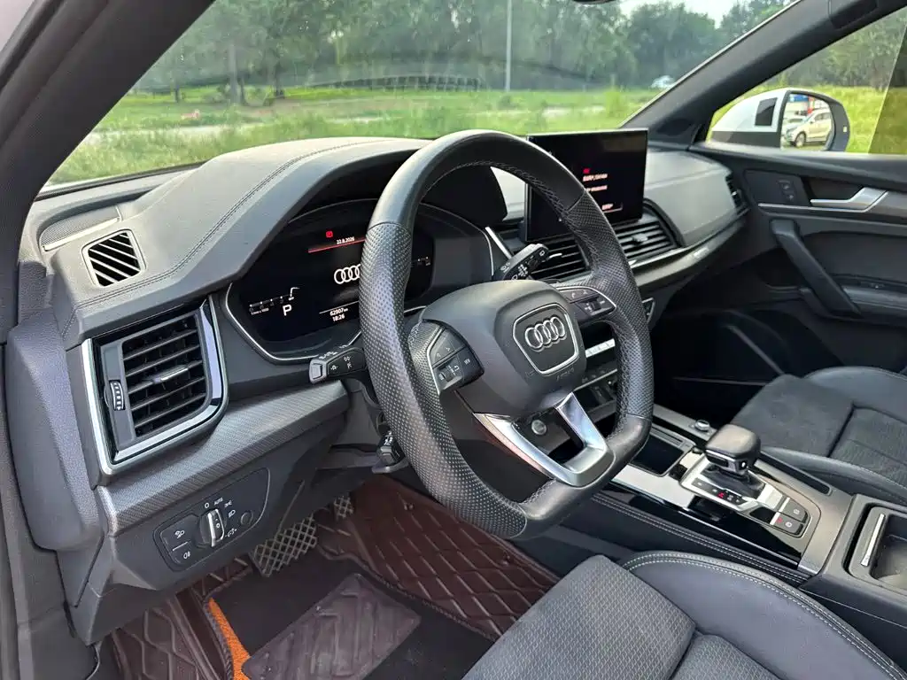 Audi Q5L Sportback 2022 — фото 12