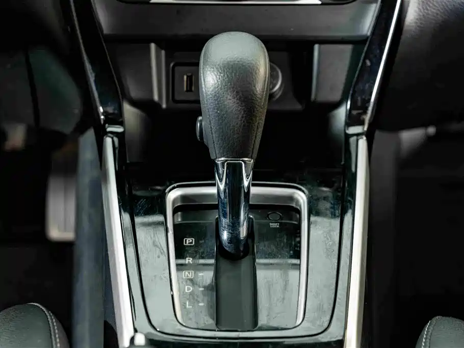 Nissan Sylphy 2021 — фото 14