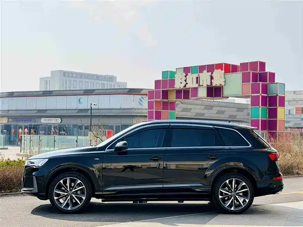 Audi Q7 2022