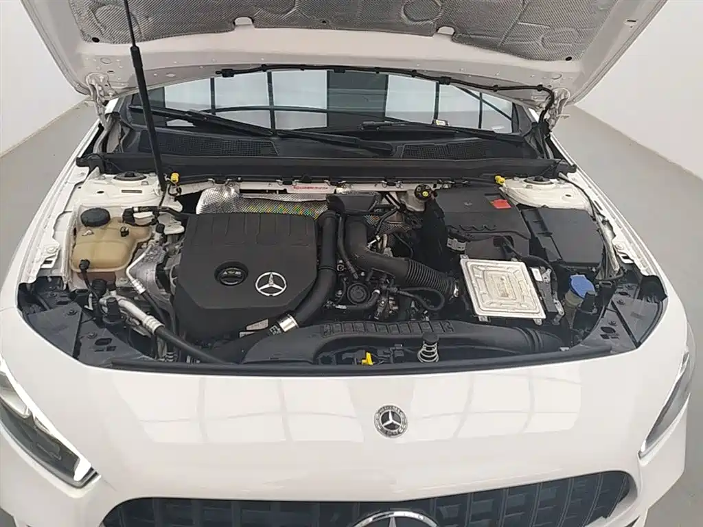 Mercedes-Benz A-Class 2019 — фото 20