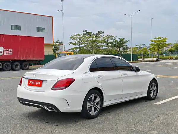 Mercedes-Benz C-Class 2020