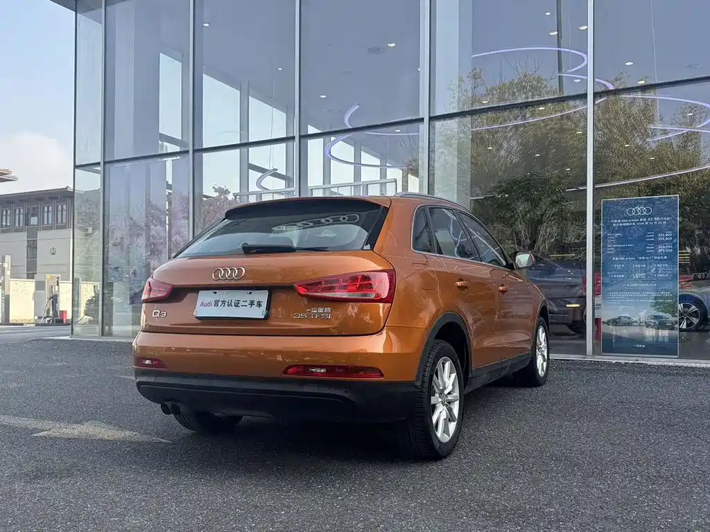Audi Q3 2016 — фото 6