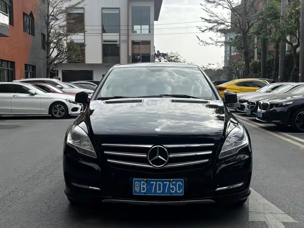 Mercedes-Benz R-Class 2016 — фото 24