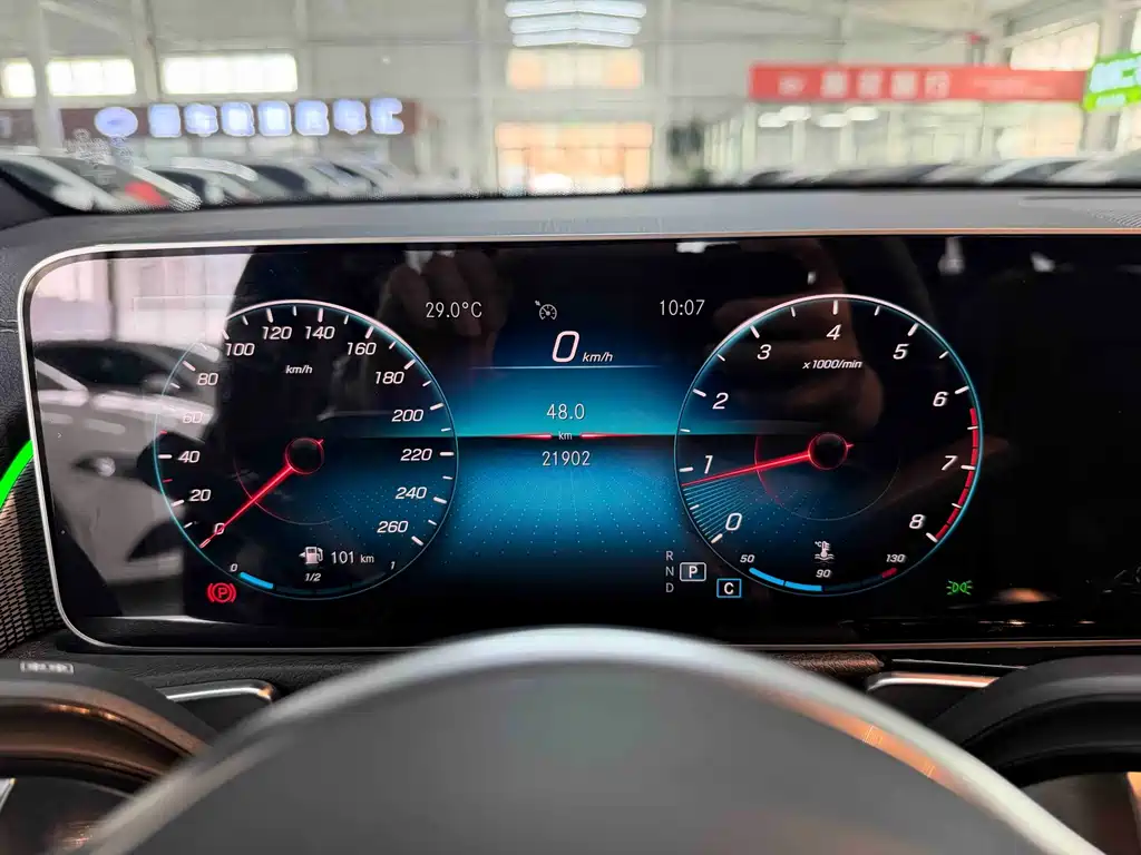 Mercedes-Benz GLB 2020 — фото 10