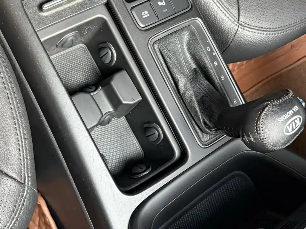 Kia Sorento 2015 — фото 5