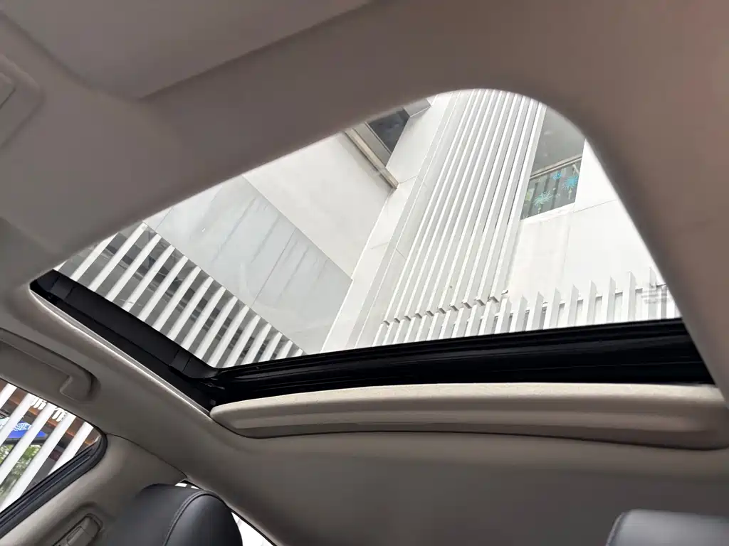 Honda Civic 2021 — фото 11