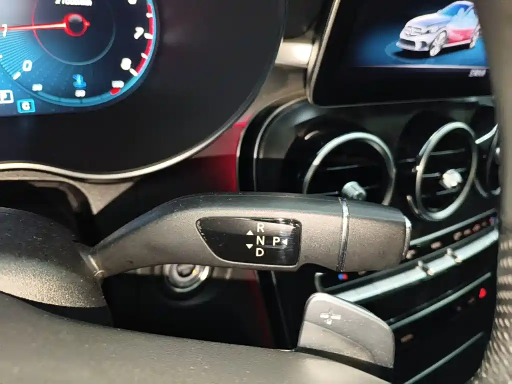 Mercedes-Benz C-Class 2020 — фото 14