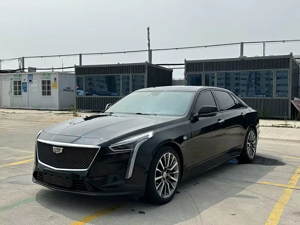 Cadillac CT6 2021 — фото 1