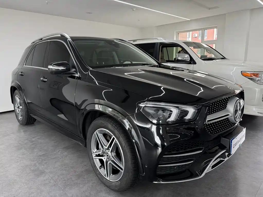 Mercedes-Benz GLE 2023 — фото 2