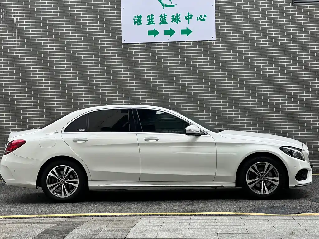 Mercedes-Benz C-Class 2018 — фото 4