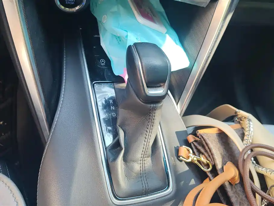 Toyota Harrier 2022 — фото 16