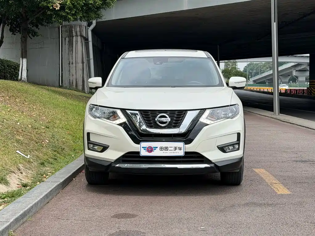 Nissan X-Trail 2019 — фото 2