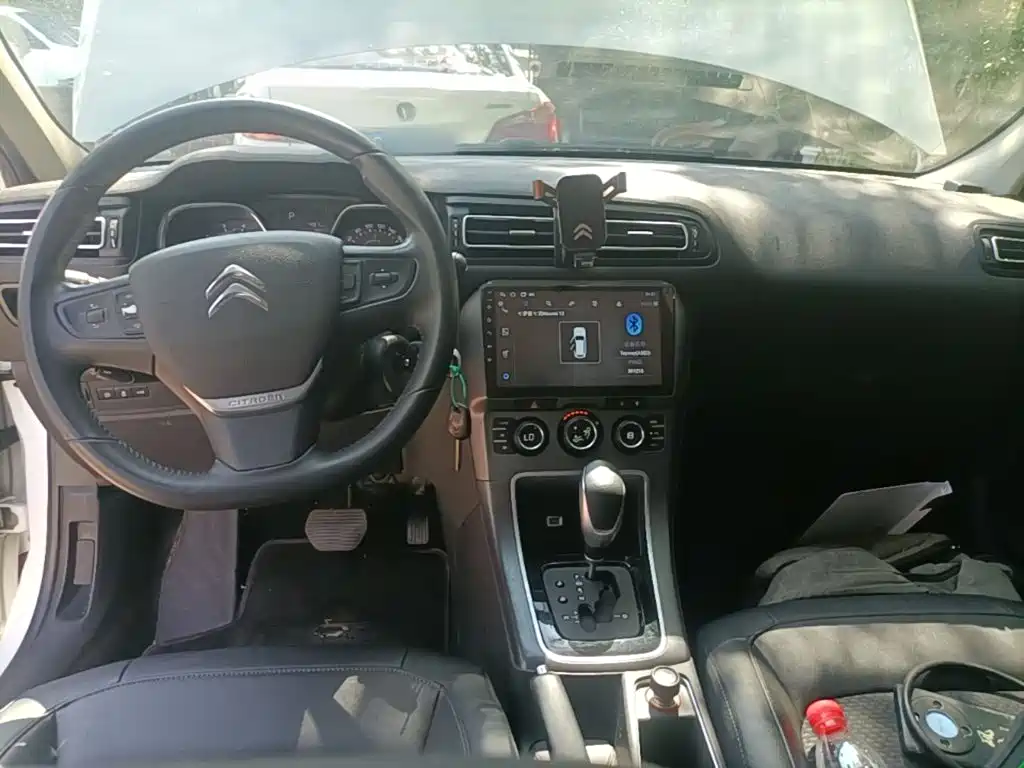 Citroën C4 Sega 2016 — фото 10