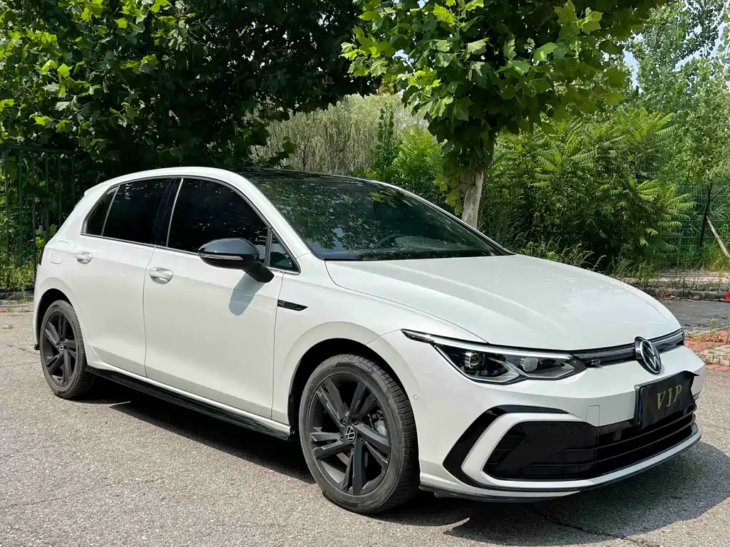 Volkswagen Golf 2023