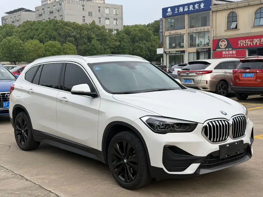 BMW X1 2020 — фото 3