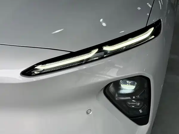 NIO ET7 2022
