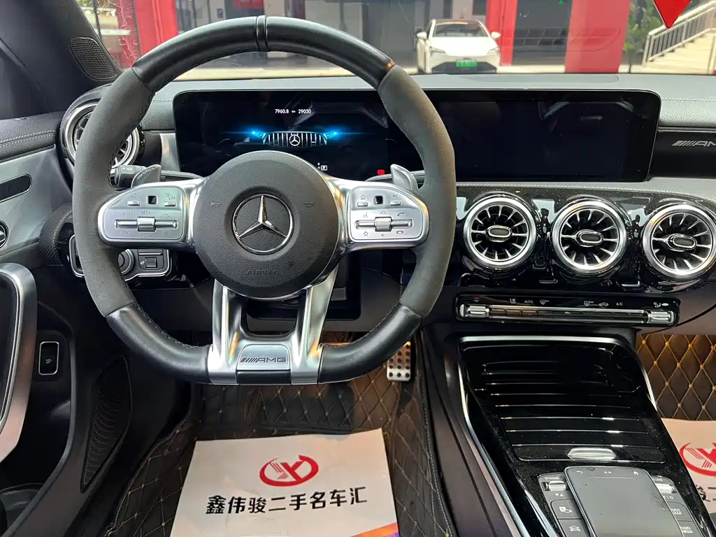 Mercedes-Benz Mercedes CLA AMG 2023 — фото 13