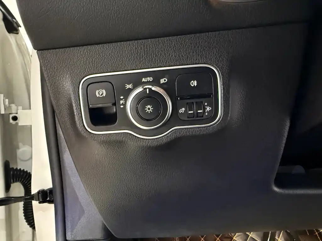Mercedes-Benz GLB 2022 — фото 17