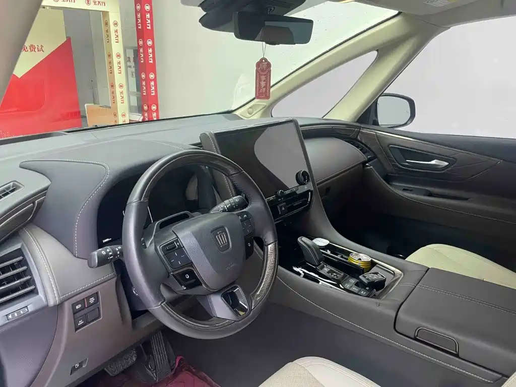 Toyota Vellfire 2023 — фото 7